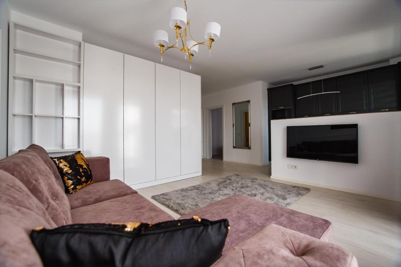 No. 11 - The Penthouse In City Center Oradea Exterior foto